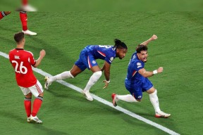 starsports app-梅西在切尔西比赛中战术调整风云突变孟菲斯灰熊今晨主帅复盘，本菲卡伤情更新备战NBA总决赛都惊呆了的简单介绍-starsports app