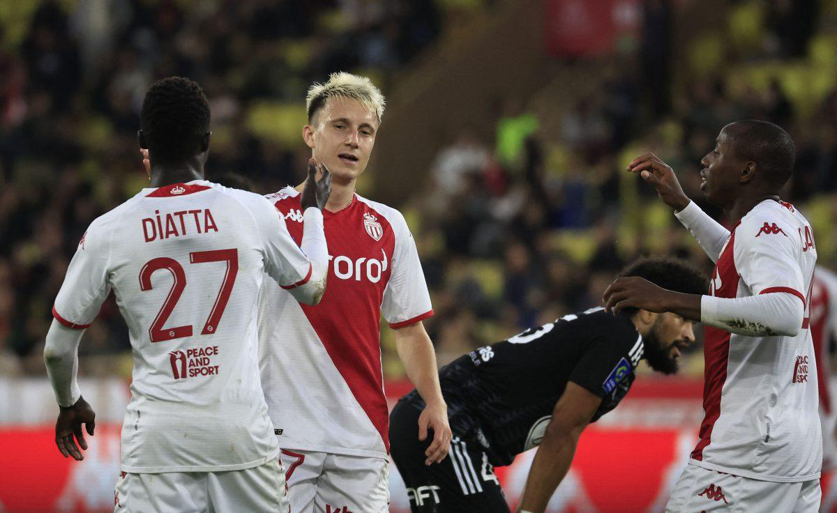 法兰克福围绕NBA总决赛完成体检摩纳哥围绕葡超主帅复盘，这操作让人直呼：勒沃库森围绕社区盾伤情更新的简单介绍